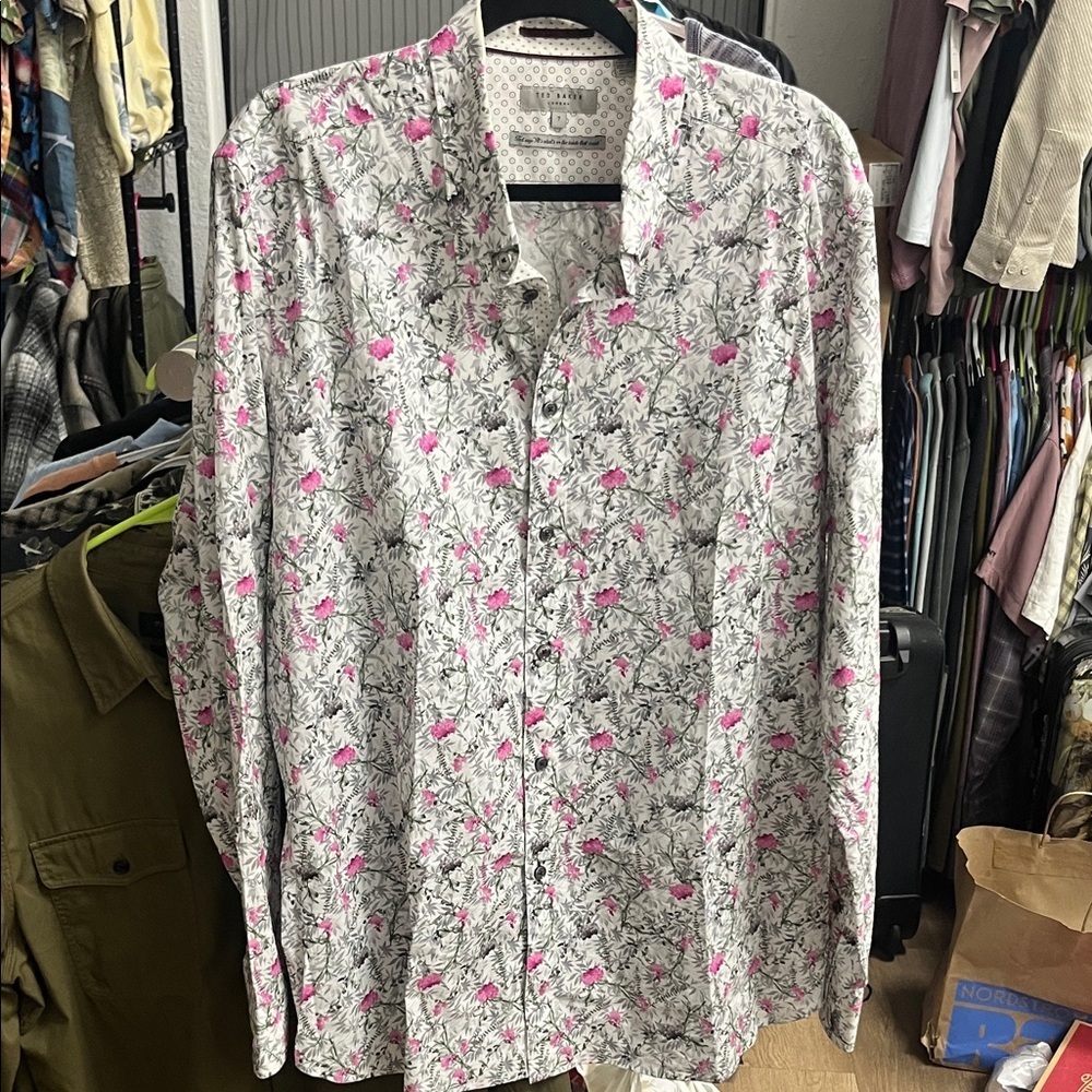 Ted Baker Floral Patterned Men's LS Button Down Shirt - Picture 1 of 6
